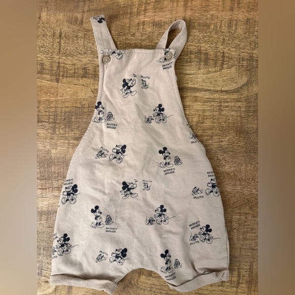 H&M Disney Beige Mickey Mouse Kids Overalls-Size 3T - Picture 4 of 8